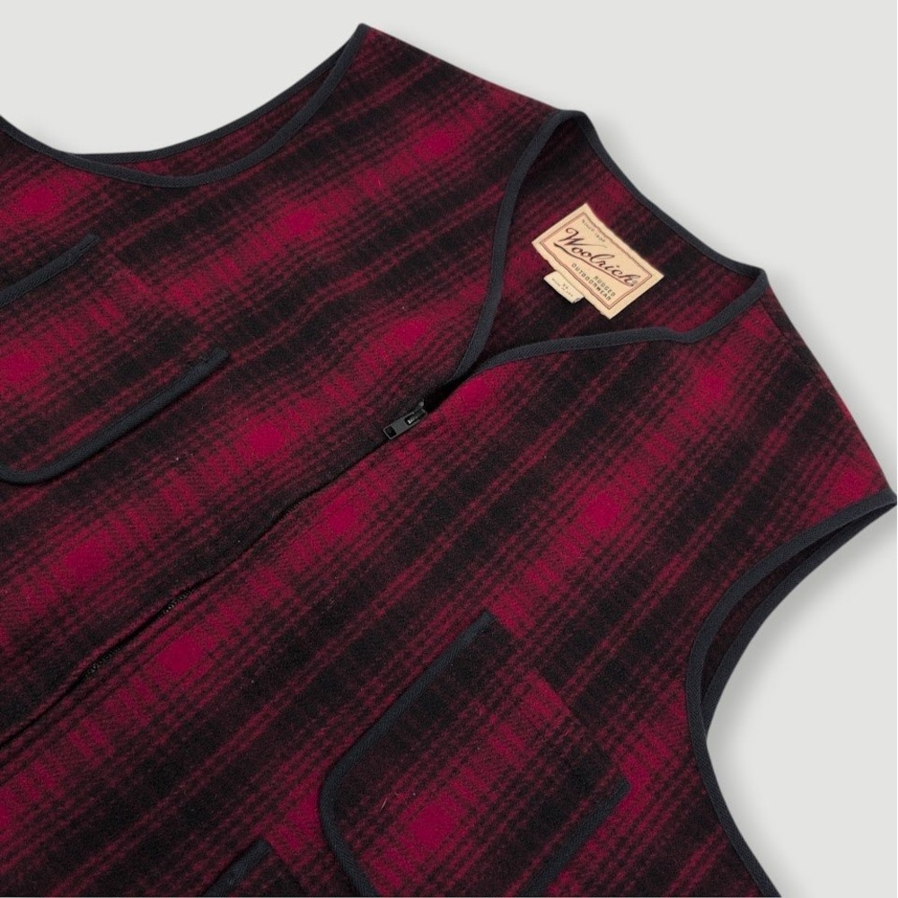 Woolrich Wool Hunting Vest Mens XL Red Black Buffalo Plaid Vintage Made in USA